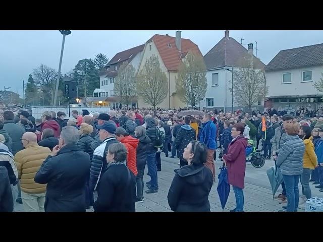 demo gegen flüchtlingsunterkunft in tamm  asperg  29.03 23