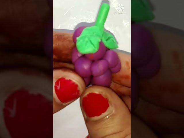 Making Grapes with Clay | FRUITS Polymer Clay Tutorial | #shorts | #shaurishrainbow | #youtubeshorts