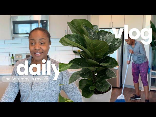 Over 50 diaries: trying to be a plant mom, finances, shopping, chatty vlog