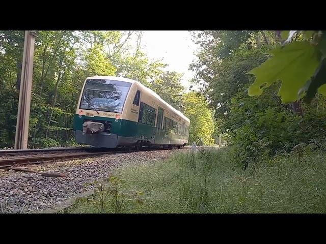 112 565 114 704 und Personenwagen und 650 032 auf den Teilstück von Espenhain via Rötha Böhlen