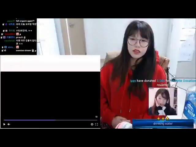 Asian Twitch girl streaming fart and burp #funny #2020