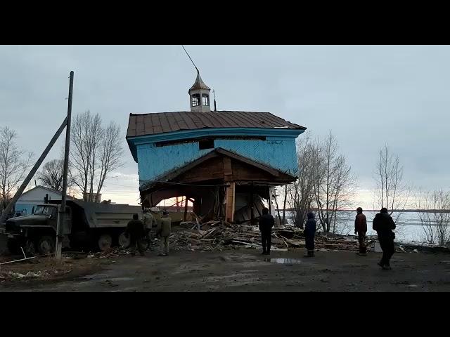 "Время рушит гранитные замки и заносит песком города..."