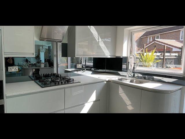 Grey Toughened Mirror Splashback by ®CreoGlass, www.creoglass.co.uk