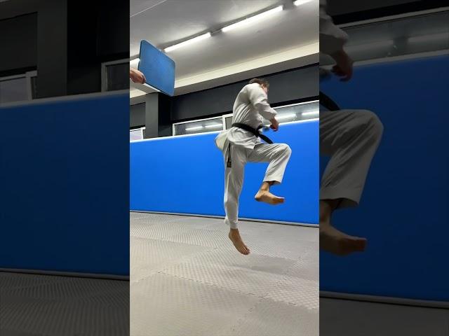 TAEKWONDO / 720 KICK