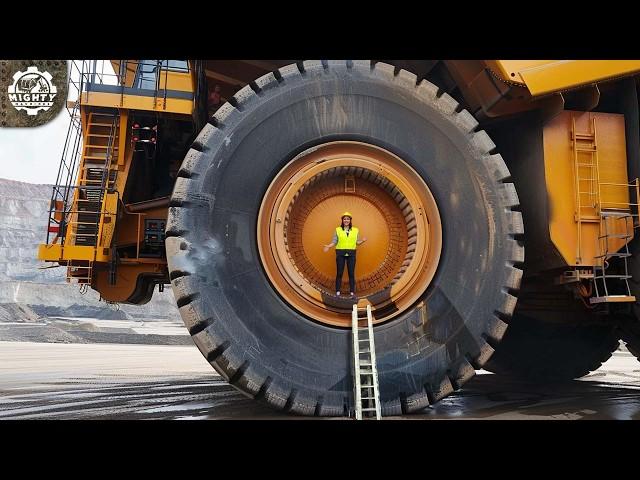 Top 5 Biggest Mining Dump Trucks In The World