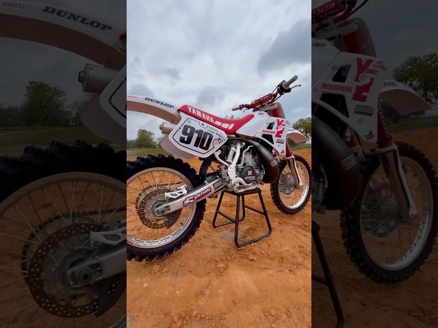 1990 YZ250 Build Walk Around
