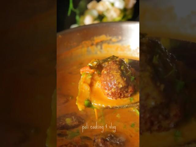 Surakkai paruppu urundai kozhambu | paruppu urundai kozhambu | Poli cooking & vlog