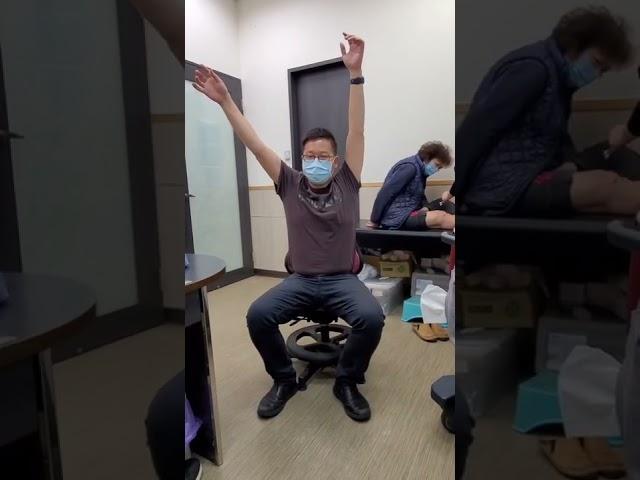 翰群骨科 [竹南鎮]陳先生 右側嚴重旋轉肌袖破裂 [五十肩] 震波前