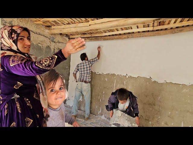 Building a Dream Home for a Nomadic Family Without Basic Amenities 