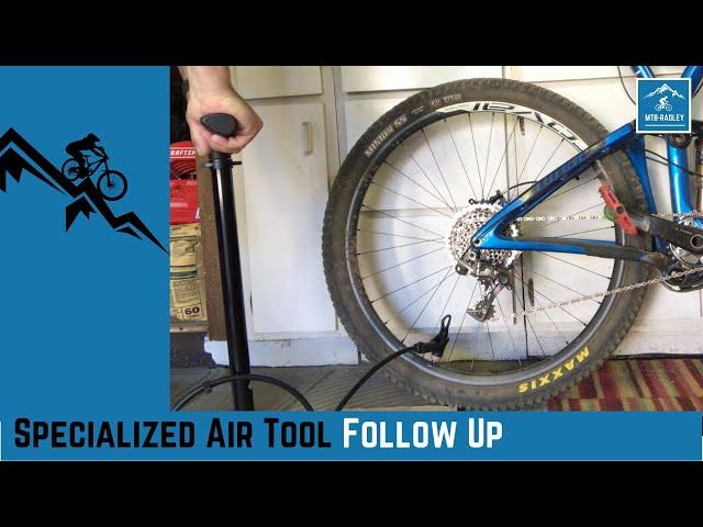 How to Use the SPECIALIZED AIR TOOL Bike Pump - Mountain Bike Tips