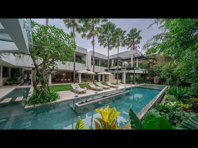 Fantastic 6 Bedroom Atlantis Freehold Villa for Sale In Canggu