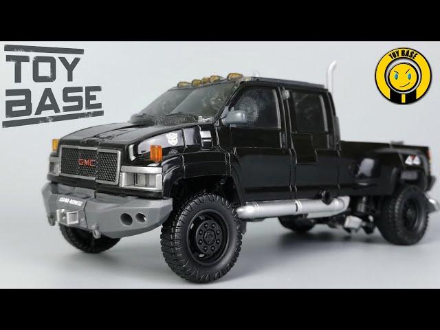 GMC TopKick Ironhide Transformers Masterpiece Movie series MPM6 Ironhide GMC TopKick 4500 robot toys