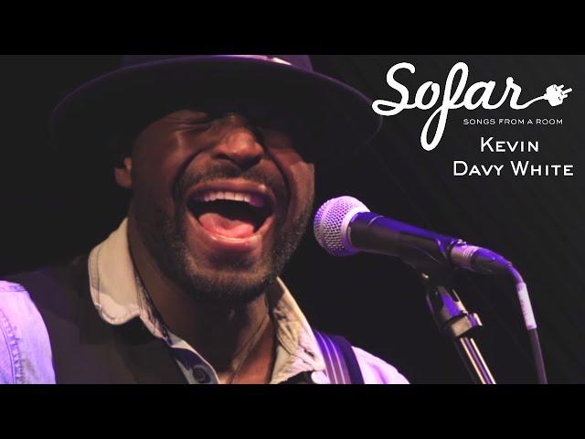 Kevin Davy White - Is This Love | Sofar Geneva