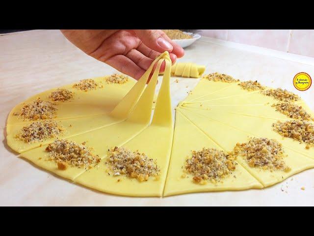 Универсальное Тесто  рецепт рассыпчатые Рогалики с ореховой начинкой
