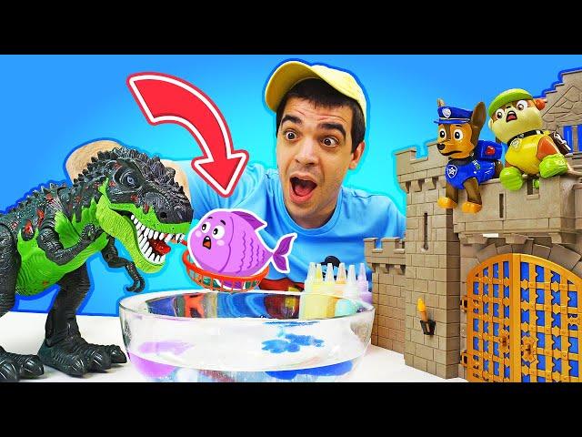 Il dinosauro vuole mangiare i giocattoli Paw Patrol! Giochi per bambini nel castello incantato