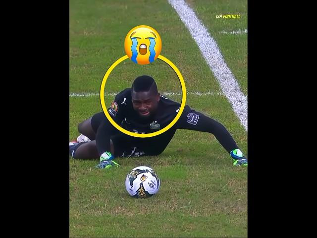 Crazy Goalkeepers Mistake 