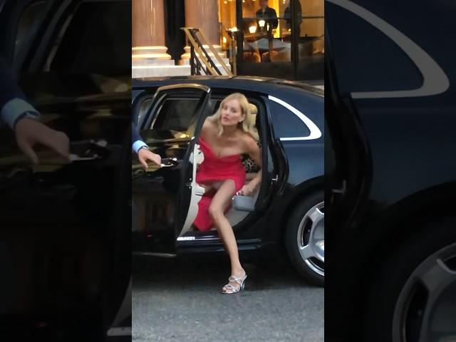 Billionaire lady getting out her luxurious Maybach #billionaire #monaco #luxury #trending #lifestyle