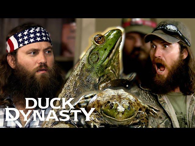 Willie's Office Gets BROKEN INTO (Season 2) | Duck Dynasty