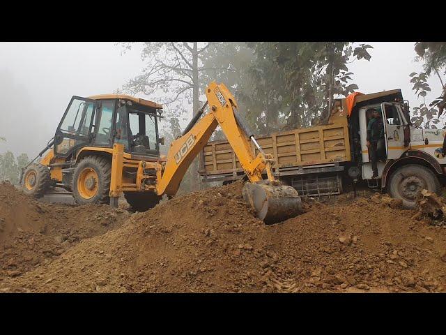 NEW JCB Backhoes Loading Soil in Dump Truck - Dump Truck Carrying Soil - JCB Tractor Video 5