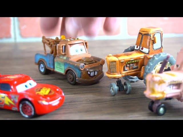 Disney Cars Lightning and Mater get Chased by the New Upgraded Frank!