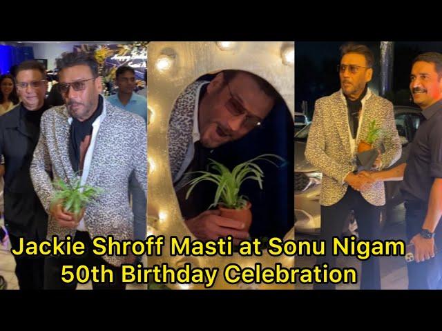 बिडू aka Jackie Shroff Full Masti with Media at Singer Sonu Nigam 50th Birthday Celebration 