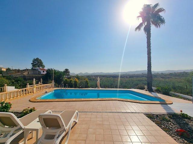 Spanish Property Choice Video Property Tour - villa A1414, Los Carasoles Almeria, Spain. 225,000€