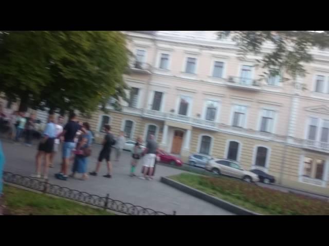 Цыгане воруют днем - Запомните преступников в лицо - мошенничество в Одессе