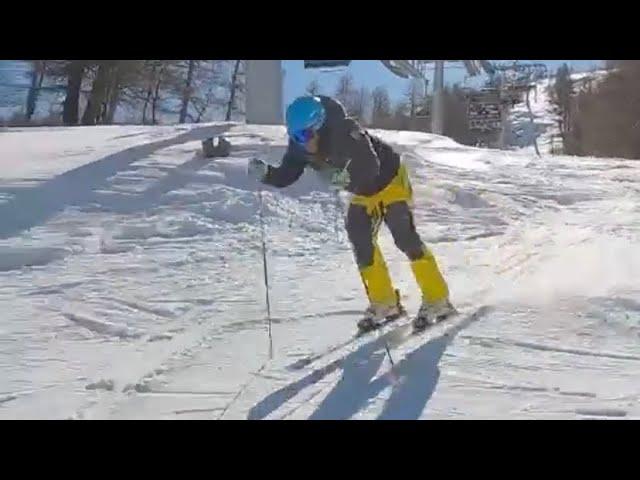 Great skiing  by @matteo.garino at @sestriere_official Italy  #sestriere