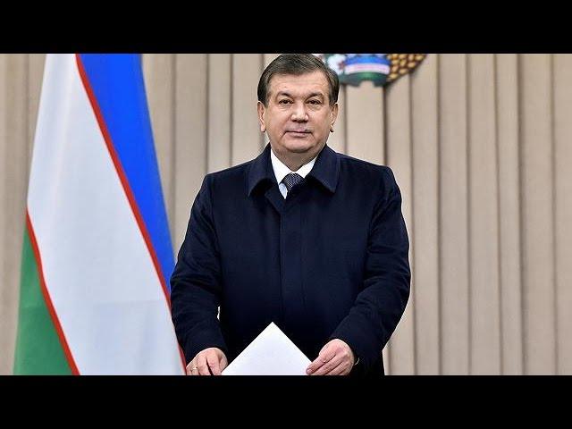 Uzbekistan election: acting president expected to win easily