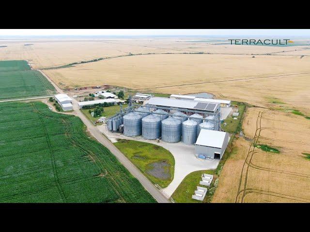 Ferma Terracult face următorii pași: captarea carbonului și producția de ulei