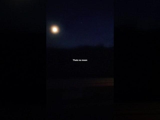 thats no moon