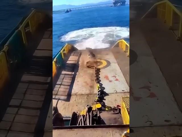 Great anchor dropping at North Sea #northsea #anchor #ocean