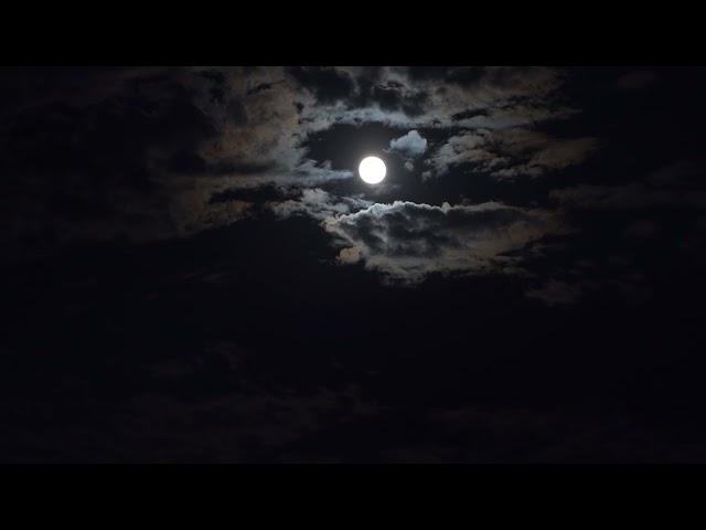 Amazing Night Sky With Moon Clouds | S-Series