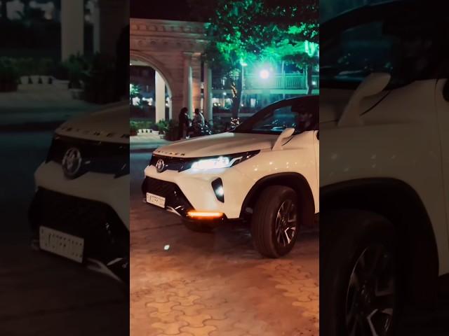 Fortuner Legender Heavy Entry in Big Hotel #trendingshorts #fortuner #4wd #driving