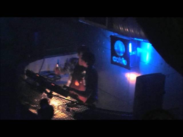 DnB Noize vs Idiosynphonic @ cable 5th Aug 2011 Video.wmv