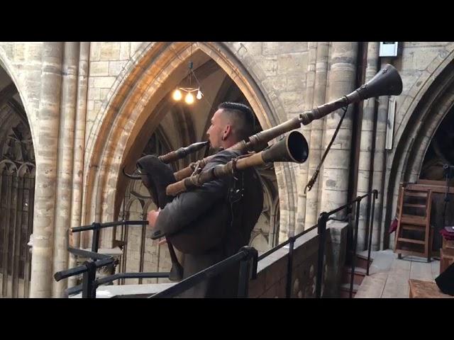 Akki's Mittelalter Dudelsack im Halberstädter Dom