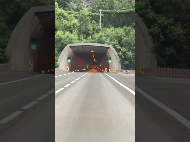 Roads and tunnels of Austria without sound