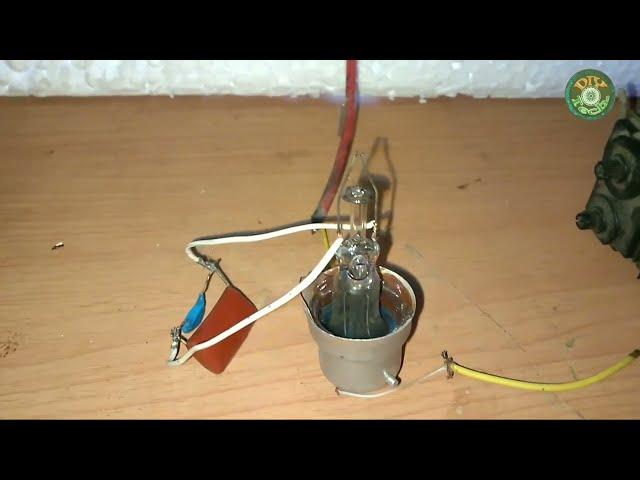 10000v high voltage from Old CFL bulb | Capacitors+flyback transformer experiment.