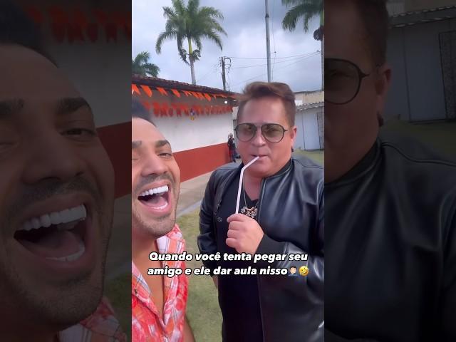 Na escola q entrei o Leonardo já dava aula.  #leonardo #alegria #humor