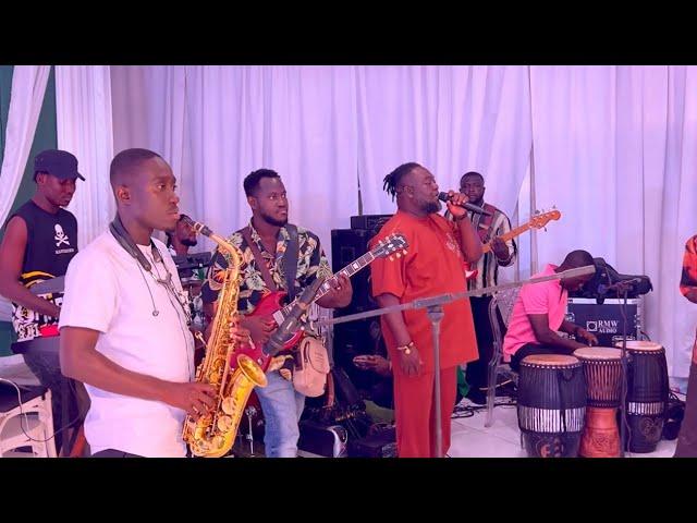 TAKING IT BACK TO THE 80s and 90s JAM,AWESOME GHANAIAN LIVE BAND MUSIC MIX||EMMA ON BASS||FUNKY