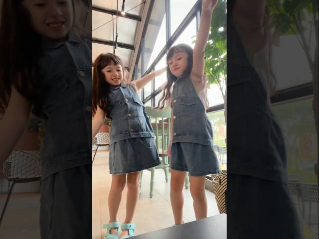 Trends Viral Tiktok #kembar #cute #twins #jogetviral #jogetremix #shorts