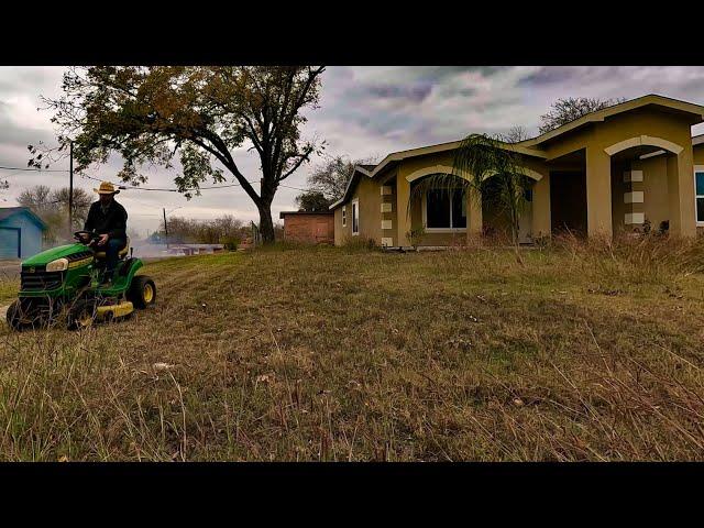 Ultimate Lawn Transformation: Mowing, Edging, and Leaf Cleanup | Satisfying Lawn Care