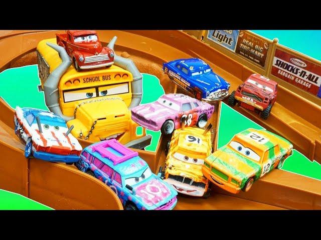 NEW Disney Pixar Cars Thunder Hollow Racers Racetrack and Toy Collection