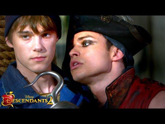 Meet the Forgotten Villain Kids | Descendants 2