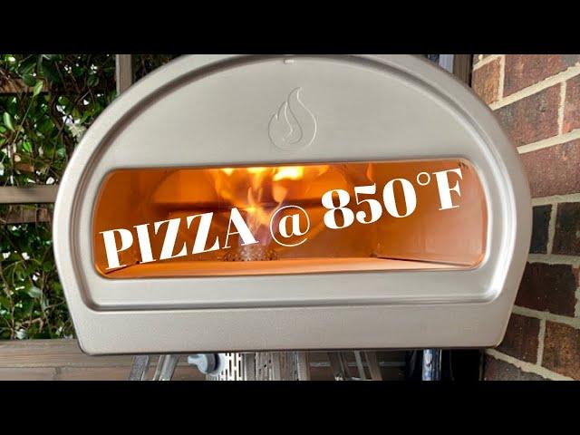 Making homemade pizza in a Roccbox pizza oven at home!