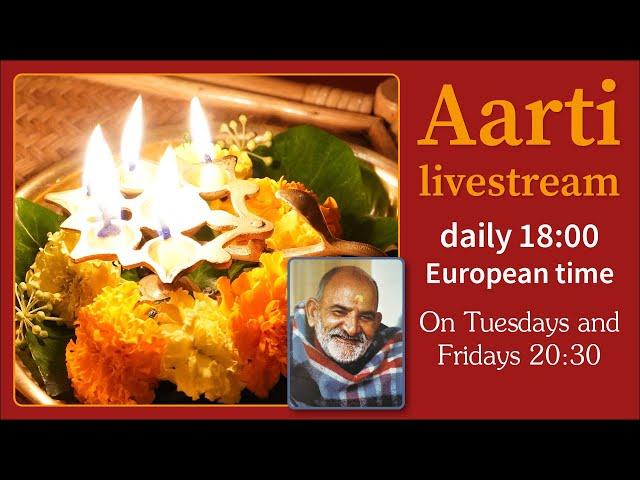 Aarti and virtual pranam - while the camera takes you through the Ashram temples