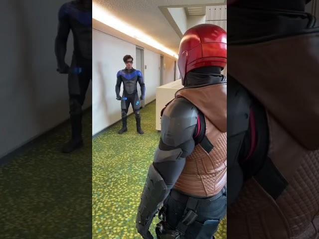 Nightwing vs Red Hood (Original)