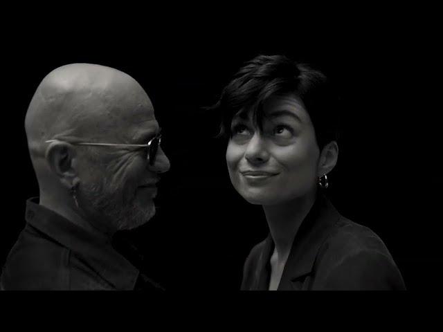 Pascal Obispo, Giordana Angi – J’étais pas fait pour le bonheur (Clip Officiel)