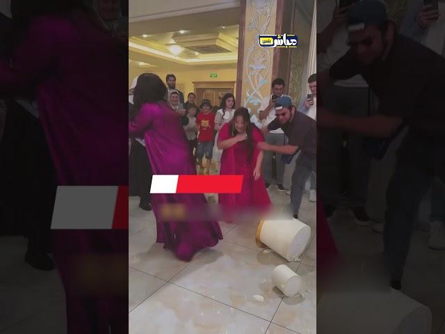 العروسة مش مستوعبة .. اخوات العريس عملوا إيه في العروسة!