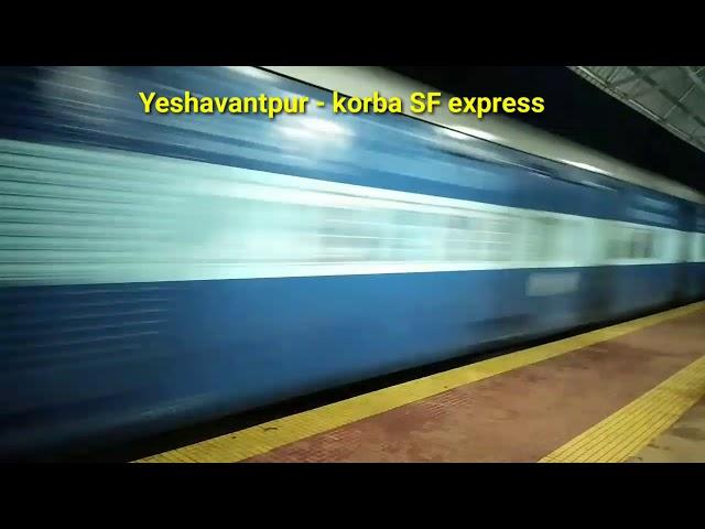 View of Yesvantpur-korba(wainaganga) SF express at Bramhapuri Railway Station